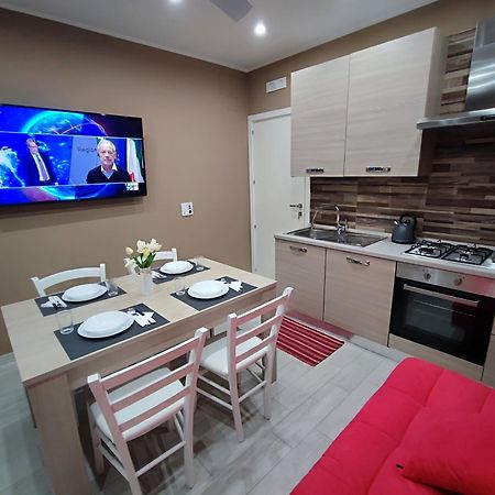 Bolano House Apartment คาตาเนีย ภายนอก รูปภาพ