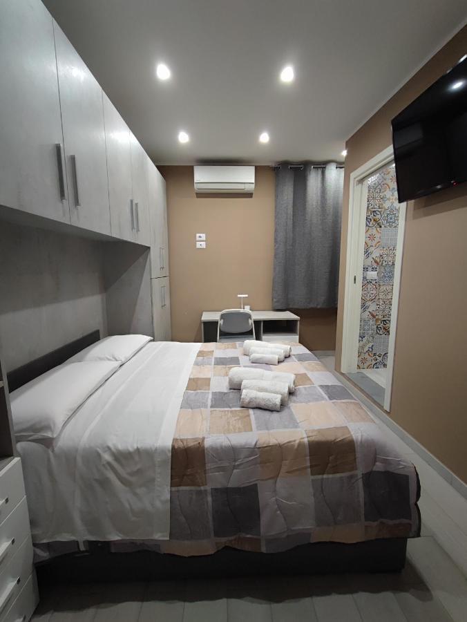 Bolano House Apartment คาตาเนีย ภายนอก รูปภาพ
